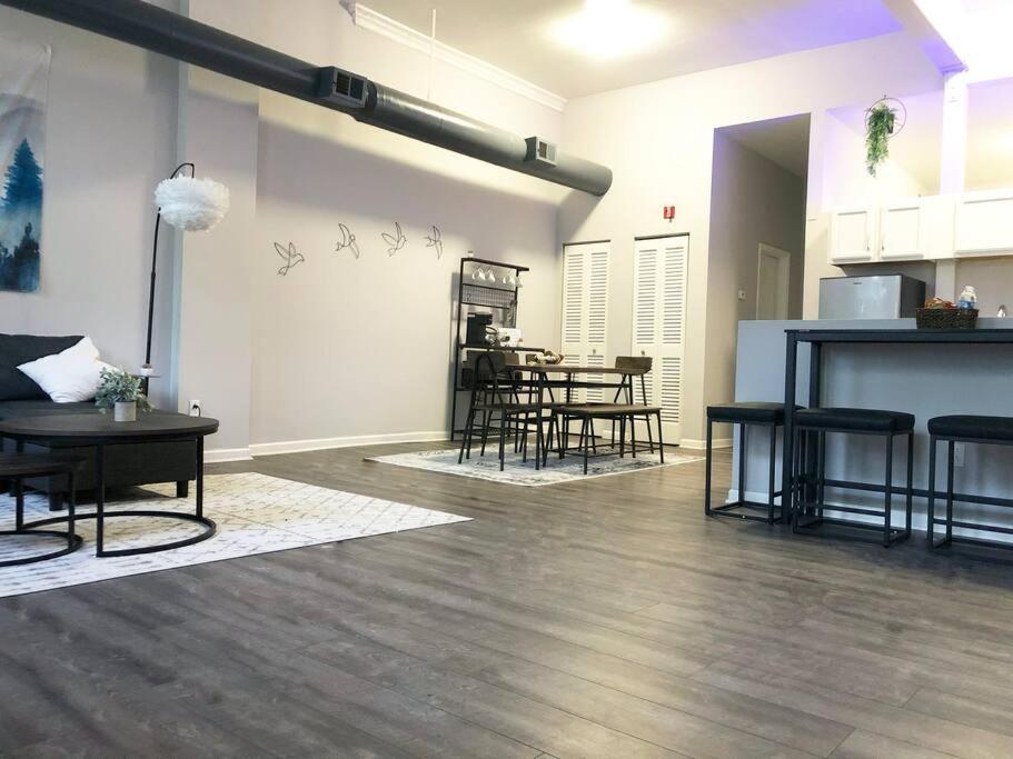 Apartamento Downtown Cleveland -Modern First Floor Unit Exterior foto