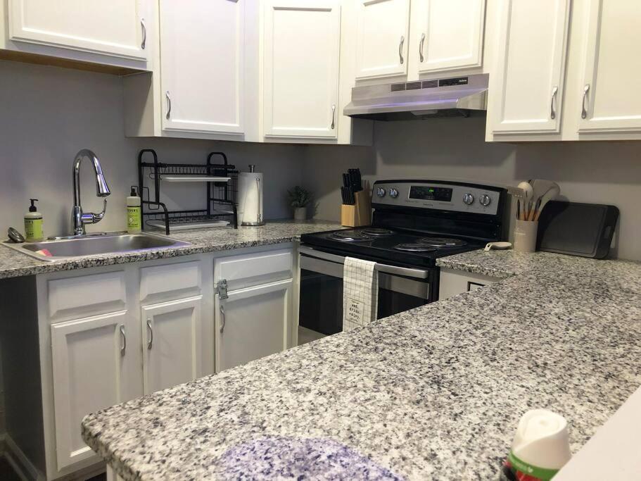 Apartamento Downtown Cleveland -Modern First Floor Unit Exterior foto